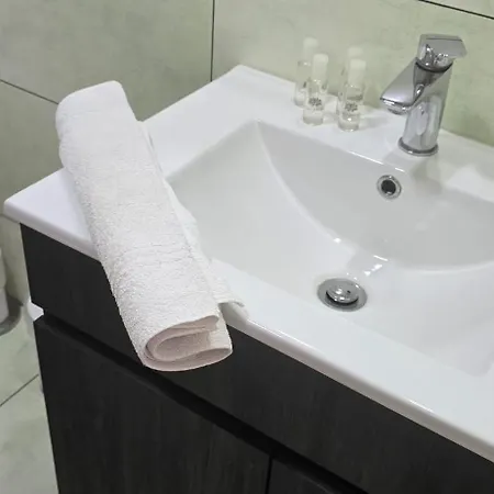ゲストハウス Vale Do Rodo Residencial ペーゾ・ダ・レーグア