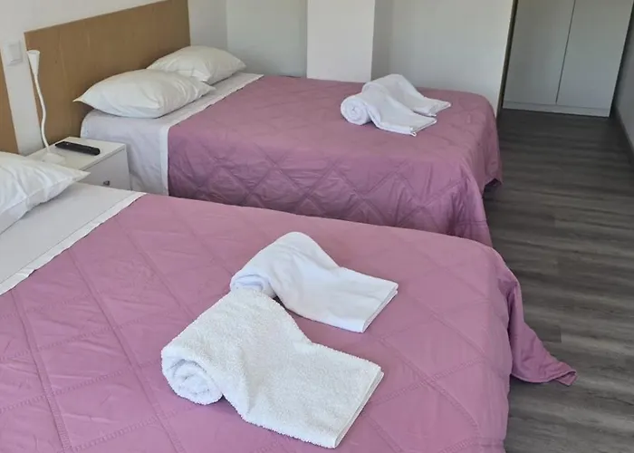 Gasthof Vale Do Rodo Residencial 3*